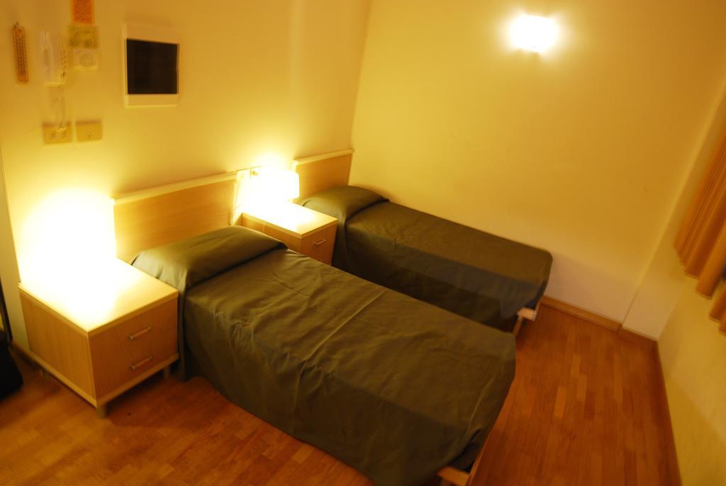 Sunny Terrace Hostel Venecia Exterior foto