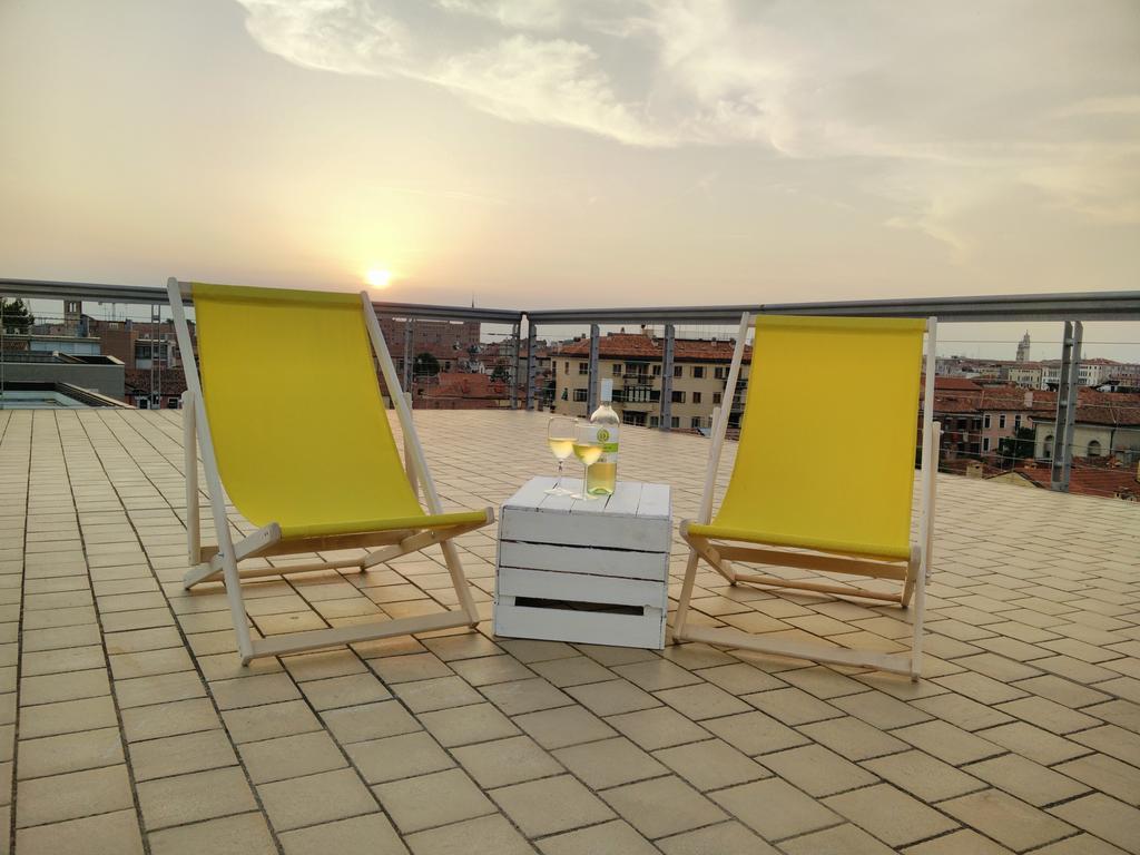 Sunny Terrace Hostel Venecia Exterior foto