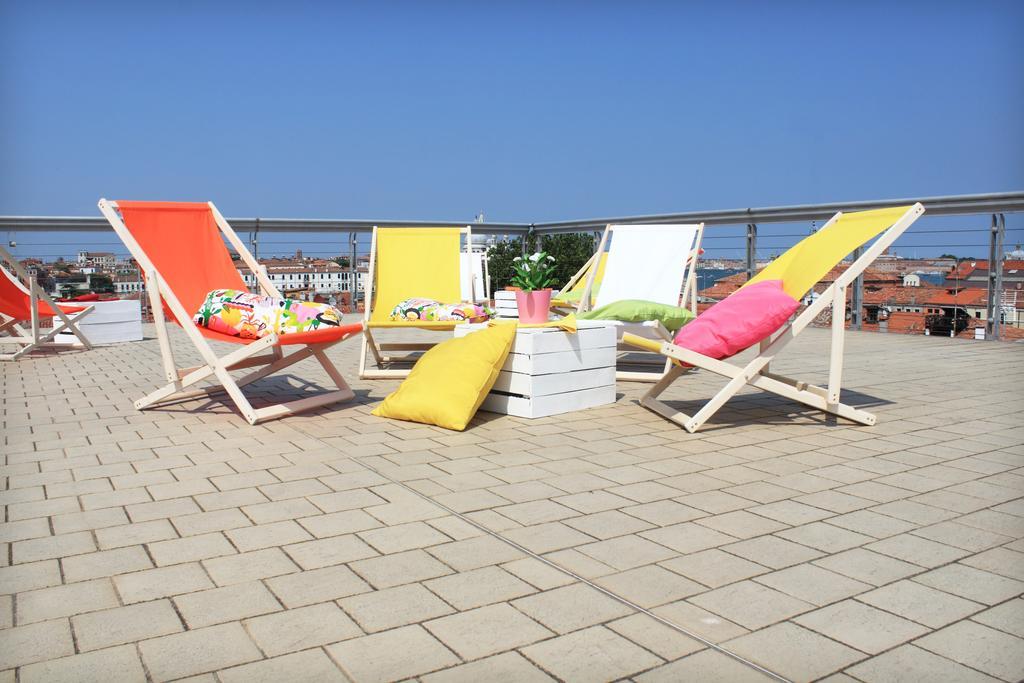 Sunny Terrace Hostel Venecia Exterior foto