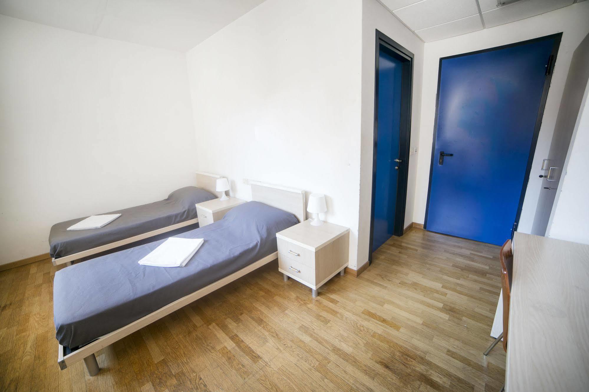 Sunny Terrace Hostel Venecia Exterior foto